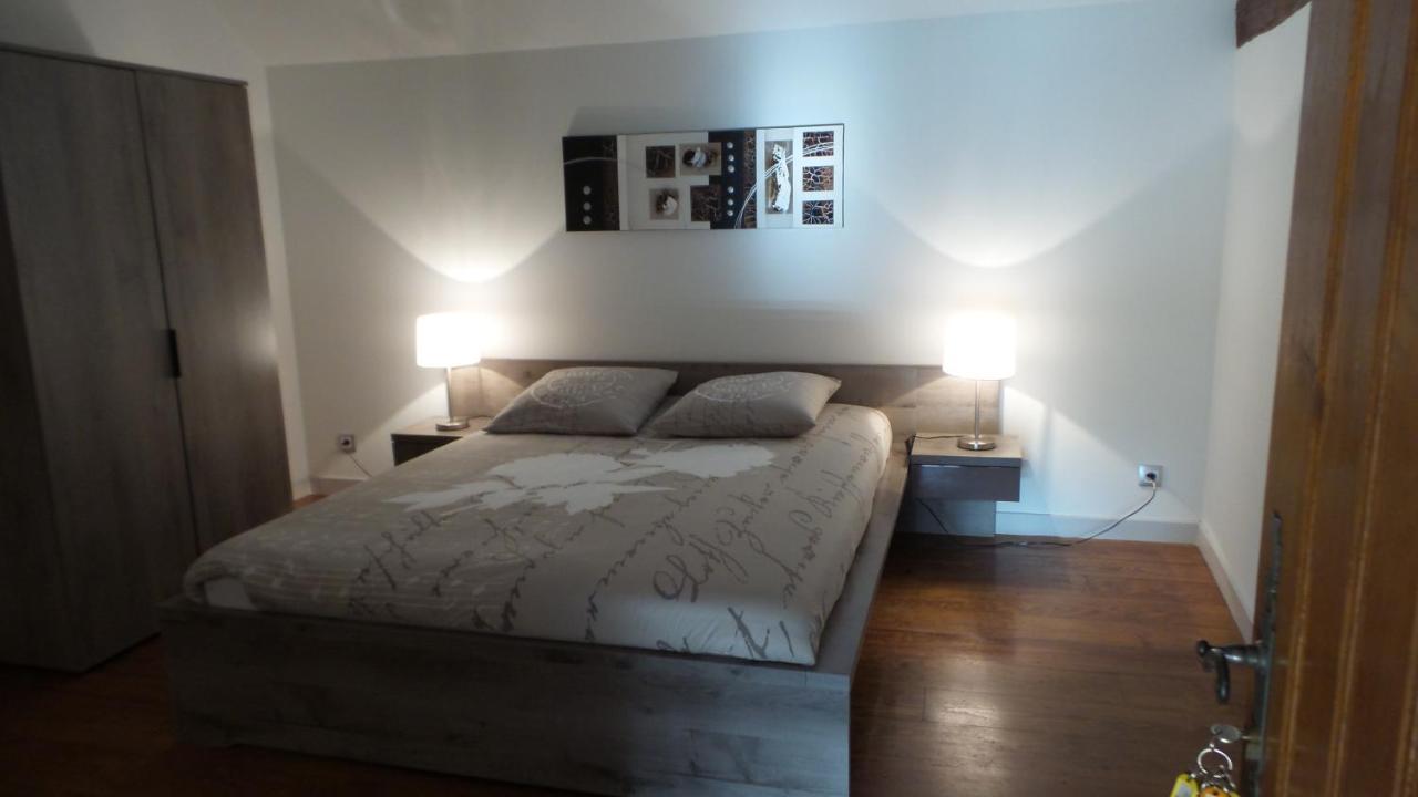 Bed and Breakfast La Petite Noue Vignoux-sous-les-Aix Exterior foto