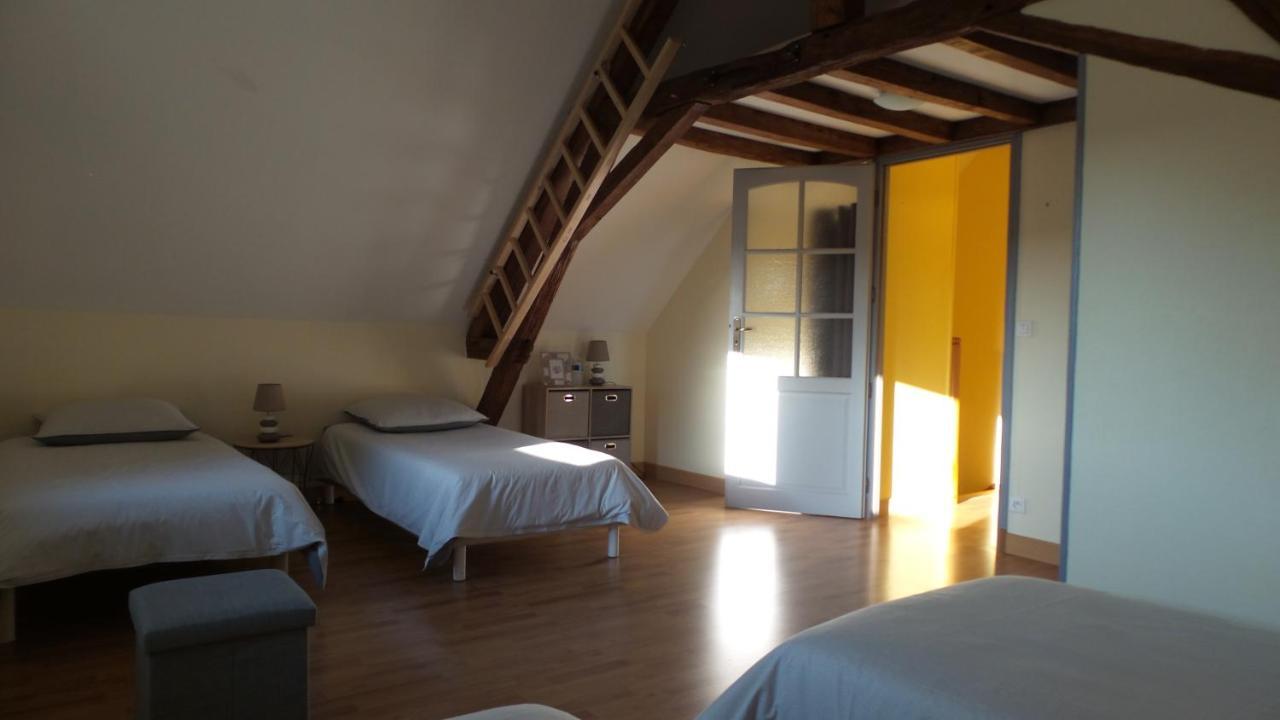Bed and Breakfast La Petite Noue Vignoux-sous-les-Aix Exterior foto